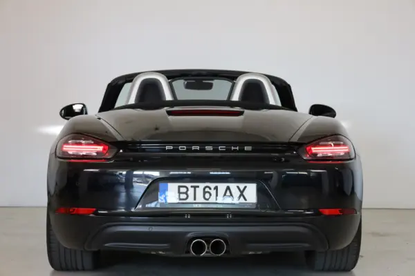 Porsche 718 Boxster 2.5 S 16