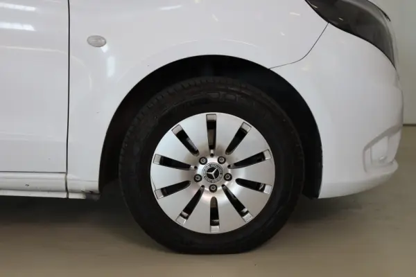 Mercedes-Benz Vito Tourer (BlueTEC) Extra-Longa PRO 19