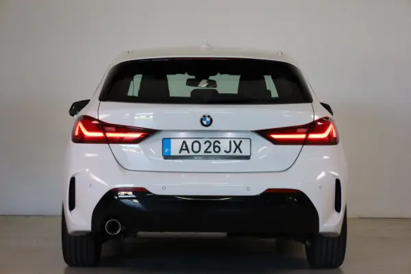 BMW 116 d Pack Desportivo M 18