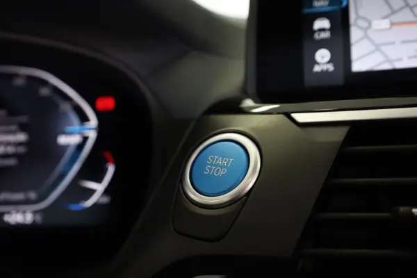 BMW iX3 Inspiring 48