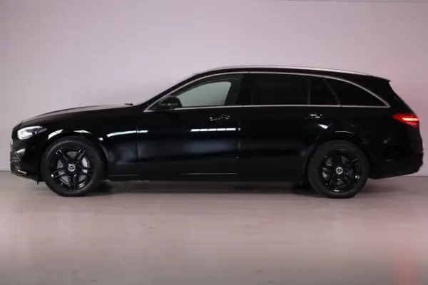 Mercedes-Benz C 300 e T 9G-TRONIC Avantgarde 9