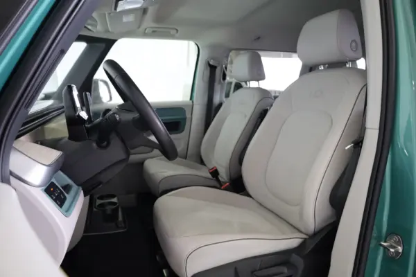 Volkswagen ID.Buzz Pro 6