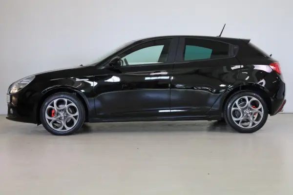 Alfa Romeo Giulietta 1.6 JTDM Sport 4