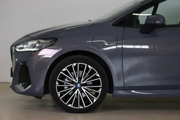 BMW 225xe Active Tourer e xDrive Pack Desportivo M 12