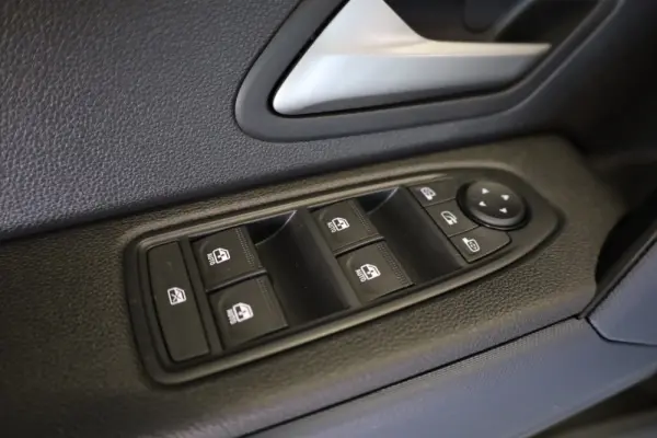 Dacia Duster 1.6 Hybrid Journey 45