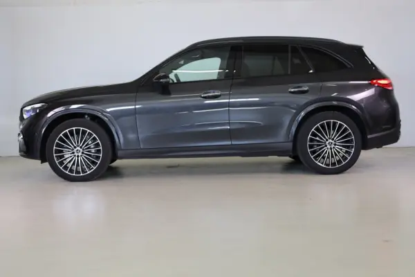 Mercedes-Benz GLC 300 d 4Matic 4