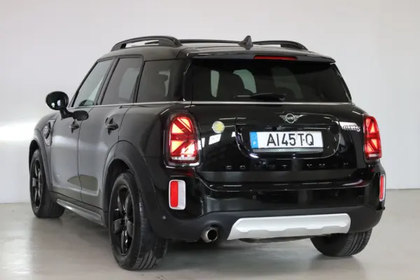 MINI Countryman Cooper SE ALL4 Auto 15