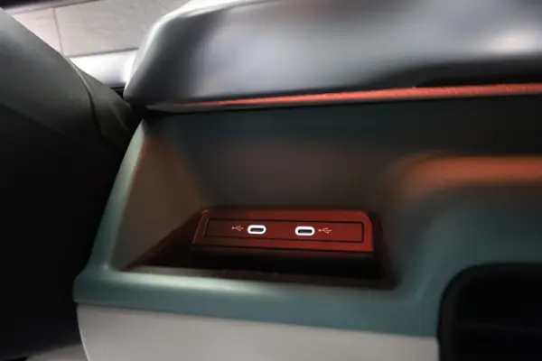 Volkswagen ID.Buzz Pro 41