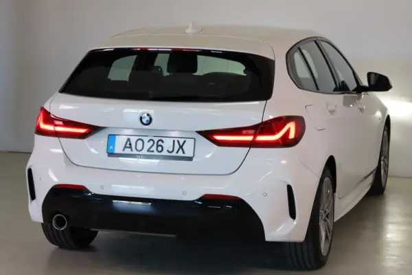 BMW 116 d Pack Desportivo M 21