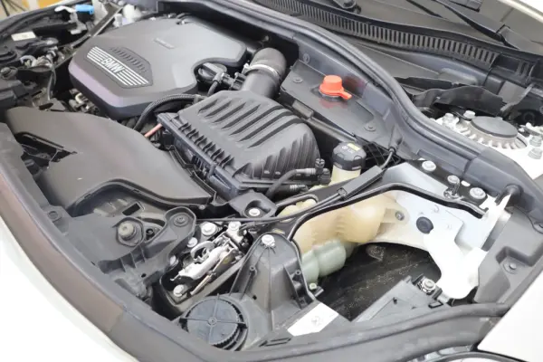 BMW 116 d Advantage Auto 10