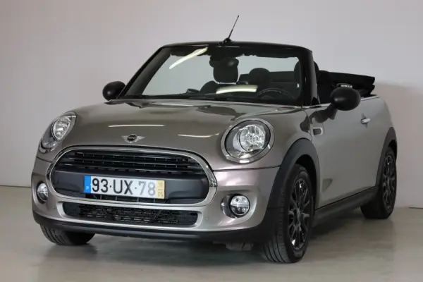 MINI Cabrio One Sport Edition 11