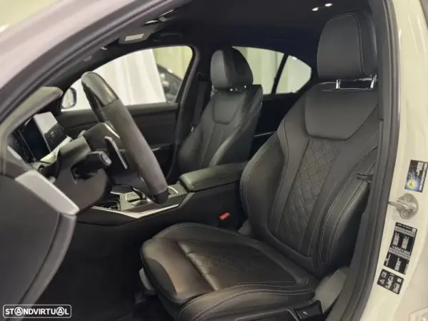 BMW M340 d xDrive Auto 32