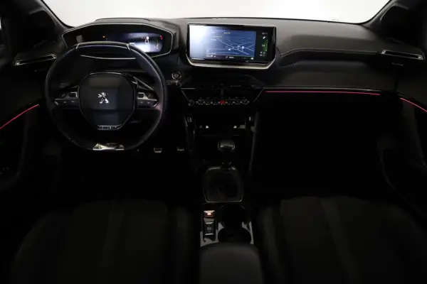Peugeot 208 1.2 PureTech GT 23