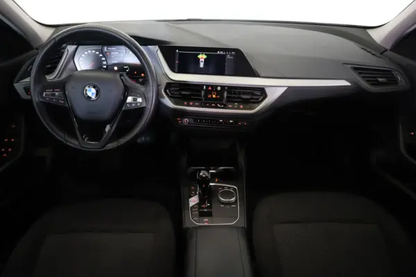 BMW 116 d Advantage Auto 5