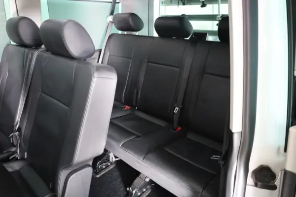Volkswagen Caravelle 2.0 TDI BlueMotion Highline Aut 14