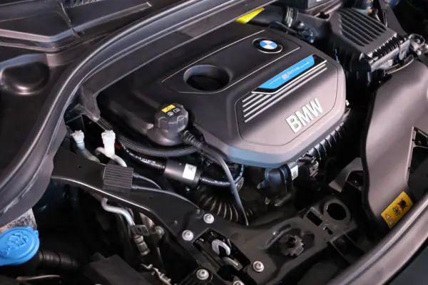 BMW 225xe Active Tourer Advantage 8