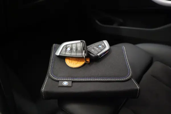 BMW 330 e Pack Desportivo M Auto 51
