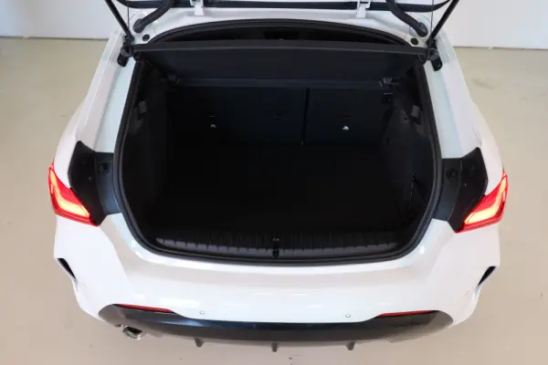 BMW 116 d Pack Desportivo M 19