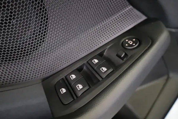 BMW 116 d Advantage Auto 37