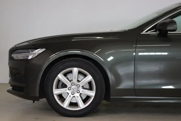 Volvo V90 2.0 D4 Momentum Plus Geartronic 12