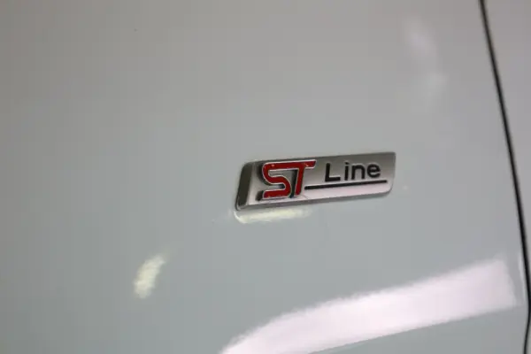 Ford EcoSport 1.0 EcoBoost ST-Line Plus 14