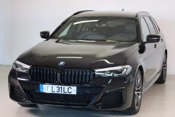 BMW 530 e Pack Desportivo M 12