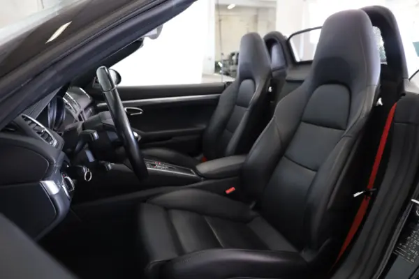 Porsche 718 Boxster 2.5 S 21