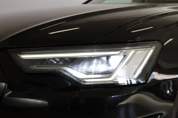 Audi A6 Avant 40 TDI S line S tronic 14