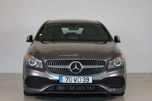 Mercedes-Benz CLA 200 d Shooting Brake AMG Line Aut. 2