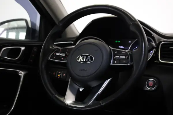 Kia Ceed 1.4 T-GDI TX+SRF 7DCT 24