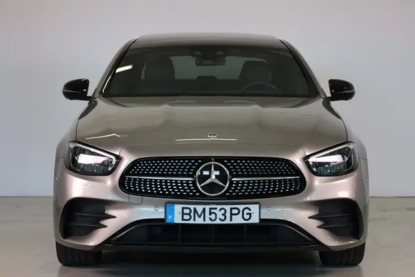 Mercedes-Benz E 300 e AMG Line 2