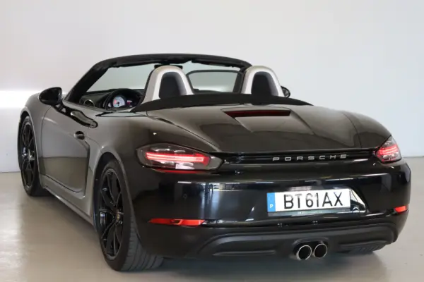 Porsche 718 Boxster 2.5 S 5