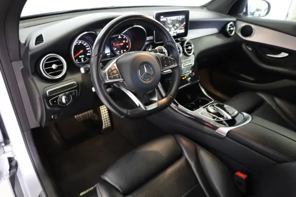 Mercedes-Benz GLC 250 d AMG Line 4-Matic 24