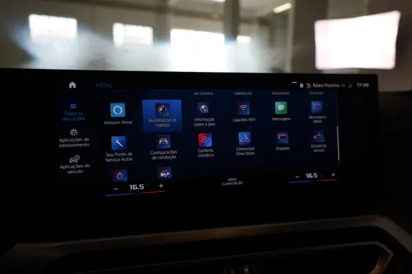 BMW M2 Auto 35