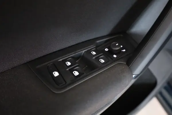 Volkswagen Tiguan 1.5 TSI Life 32