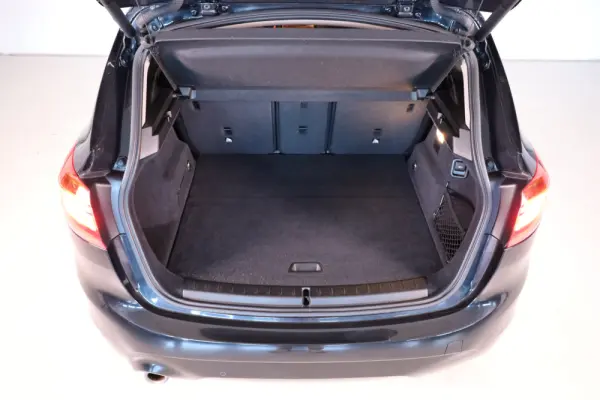 BMW 225xe Active Tourer Advantage 21