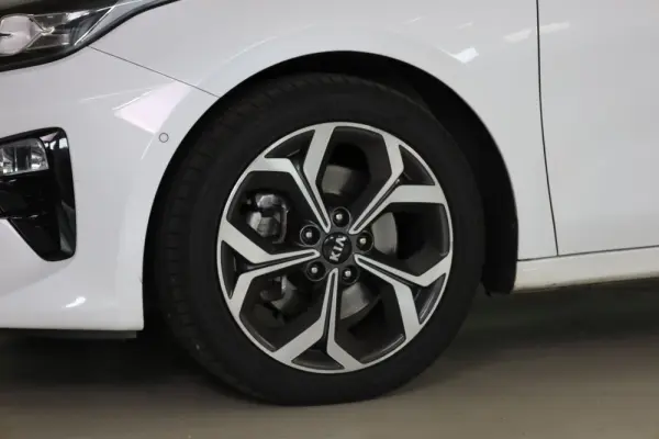 Kia Ceed 1.4 T-GDI TX+SRF 7DCT 14