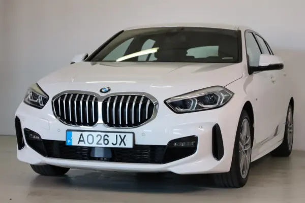 BMW 116 d Pack Desportivo M 11