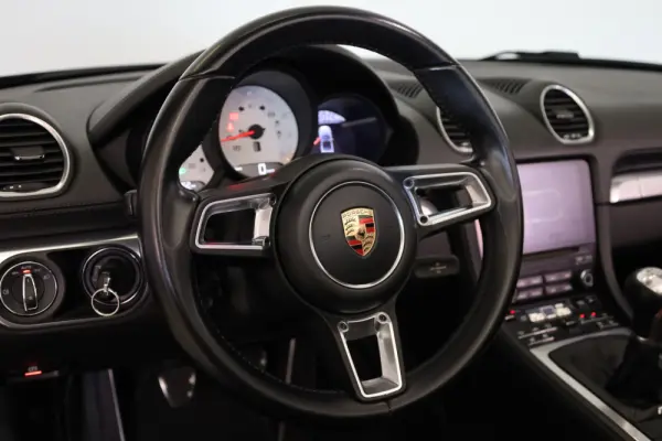 Porsche 718 Boxster 2.5 S 19