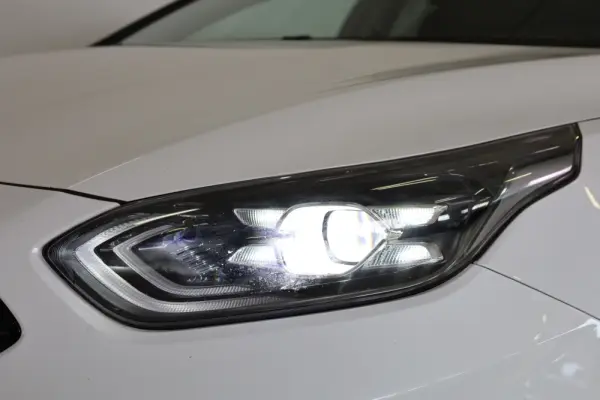 Kia Ceed 1.4 T-GDI TX+SRF 7DCT 15