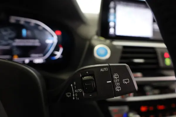BMW iX3 Inspiring 43