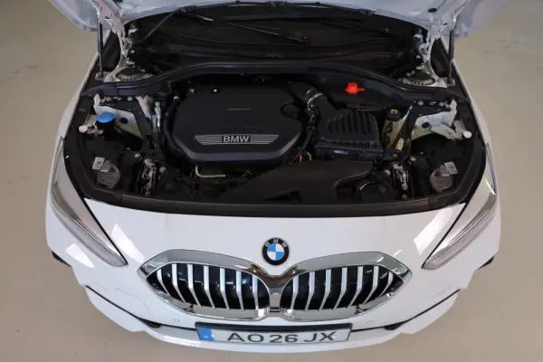 BMW 116 d Pack Desportivo M 9