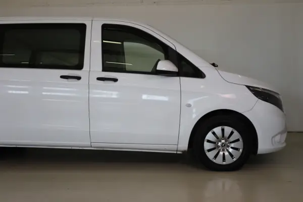 Mercedes-Benz Vito Tourer (BlueTEC) Extra-Longa PRO 14