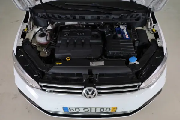 Volkswagen Touran 1.6 TDI R-Line DSG 11