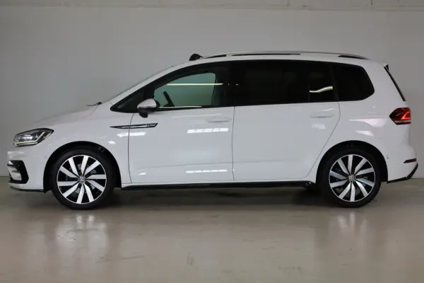 Volkswagen Touran 1.6 TDI R-Line DSG 4
