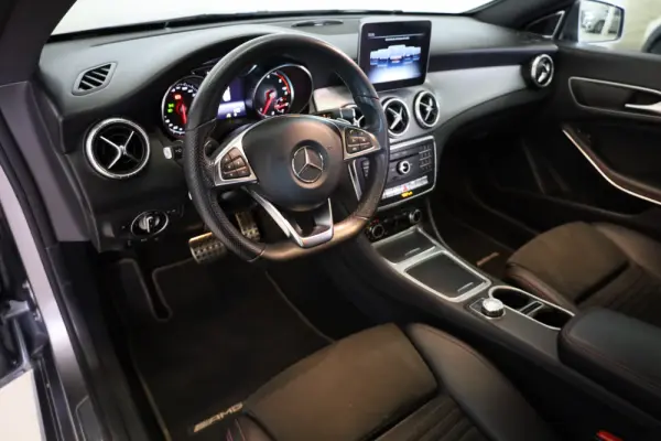 Mercedes-Benz CLA 200 d Shooting Brake AMG Line Aut. 22