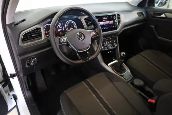 Volkswagen T-Roc 1.5 TSI Style 23