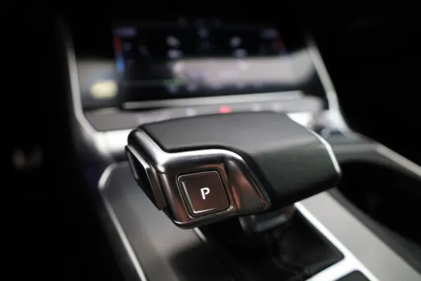 Audi A6 Avant 40 TDI S line S tronic 39