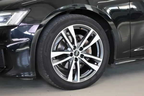 Audi A6 Avant 40 TDI S line S tronic 13