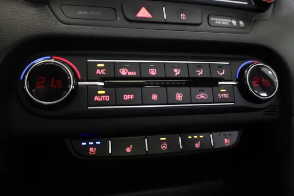 Kia Ceed 1.4 T-GDI TX+SRF 7DCT 32